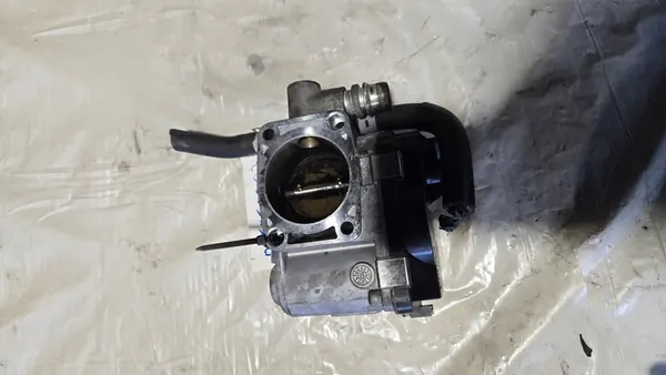 OPEL ASTRA G 1.6 Z16XEP DROSSSELKLAPPE 55559227 image 4