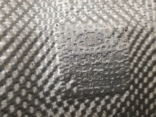 Écran thermique échappement Land Rover OEM GJ329C141BB image 7