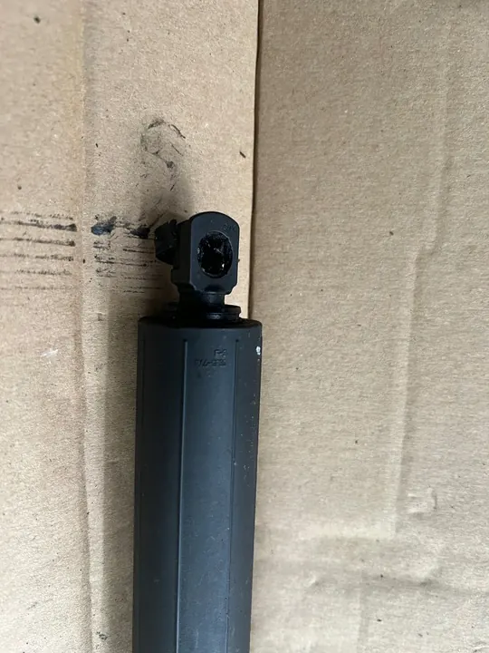 AUDI Q3 Actuador de Maletero Eléctrico 83A827851D image 3