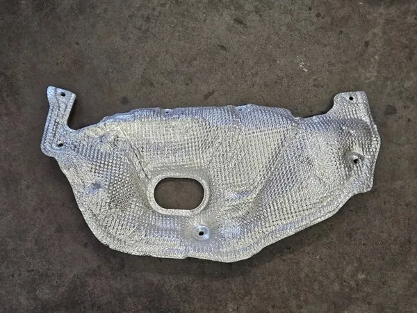 Audi OE 4K0863829AB Isolamento capô dianteiro para A6 S6 C8 image 2