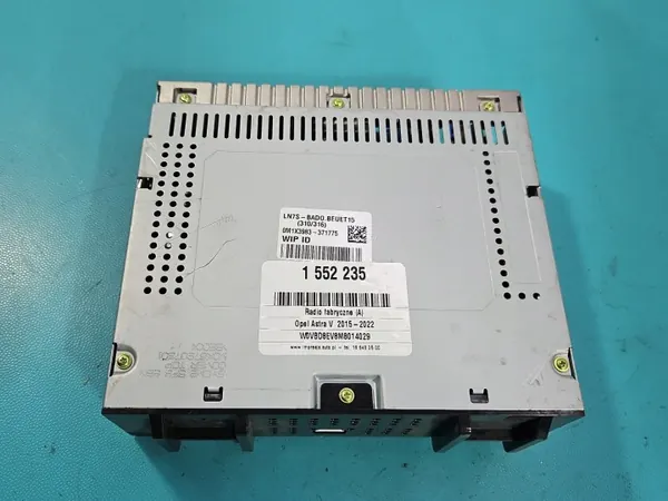OEM 39238750 Tehdasradio Opel Astra V:lle image 3