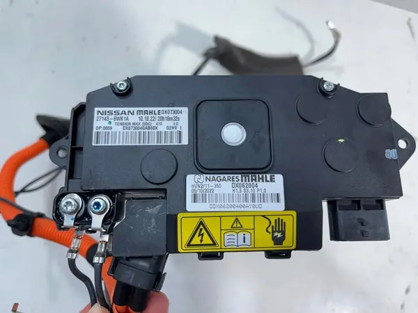 Nissan Leaf II polttoainelukko OEM 271436WK1A image 3
