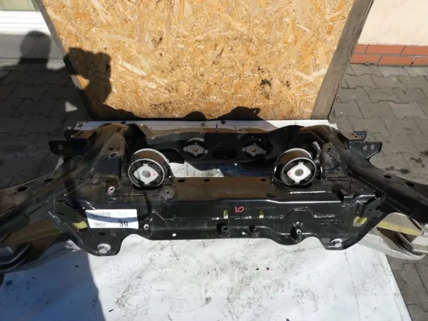 Conjunto viga suspensión trasera OEM 32315255 Volvo image 4