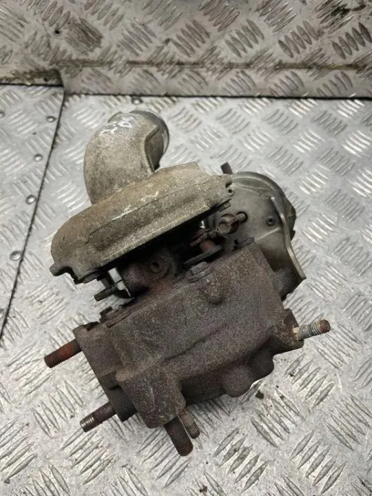 Turboahdin OEM 172010G010 Toyota Corolla Versolle image 4