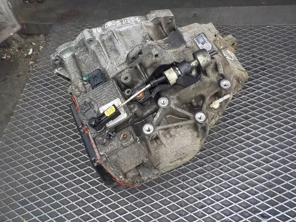 Ford S-Max 2.0 TDCI Vaihteisto image 3