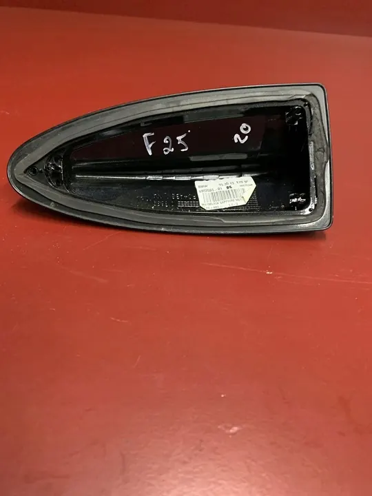 Capa de Antena GPS BMW X3 F25 2013 6982665 image 2