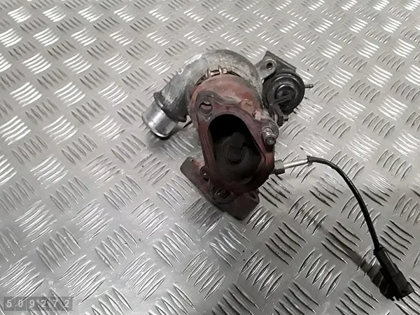 2010 Hyundai I-30 Cw Turbocharger 1600CRDi OEM 282012A740 image 9