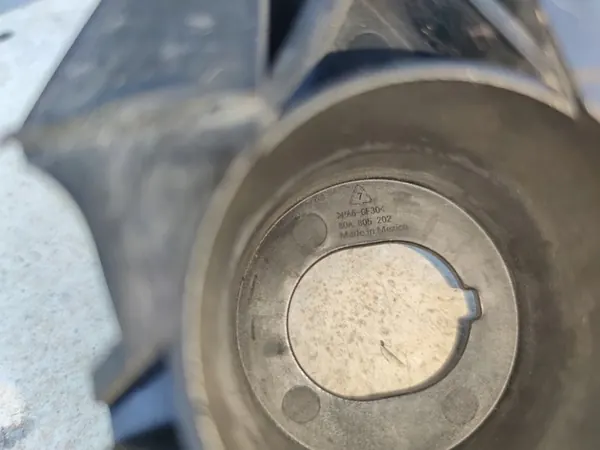 Audi OE 80A805202 Kylarrörfäste Höger image 5