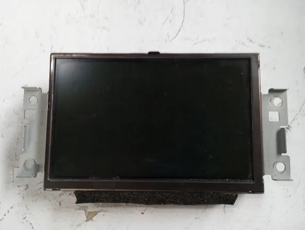 Volvo V60 Navigointinäyttö OEM 31328247 Käytetty image 2