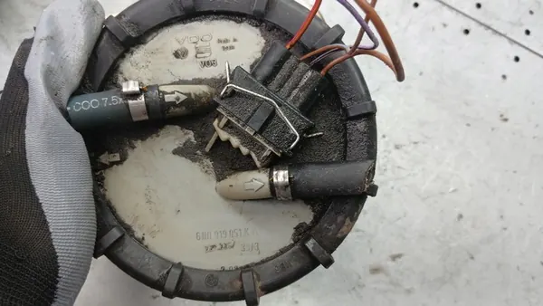 Brandstofpomp Seat Cordoba I 97R Sedan 6N0919051K image 3