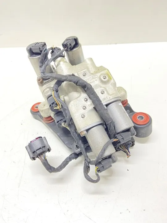 Bomba hidráulica techo plegable OEM 6775258 - Usado image 3