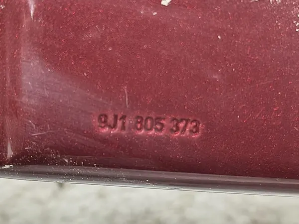 Support de montage d'aile avant gauche Porsche Taycan image 3