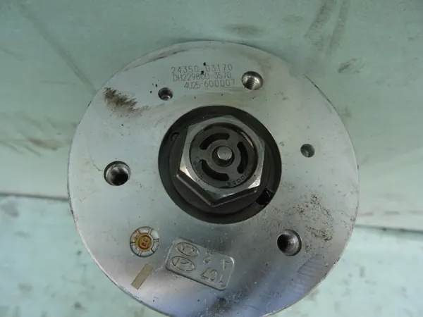 Hyundai Kamaxelvariator OEM 24350-03170 Begagnad image 4