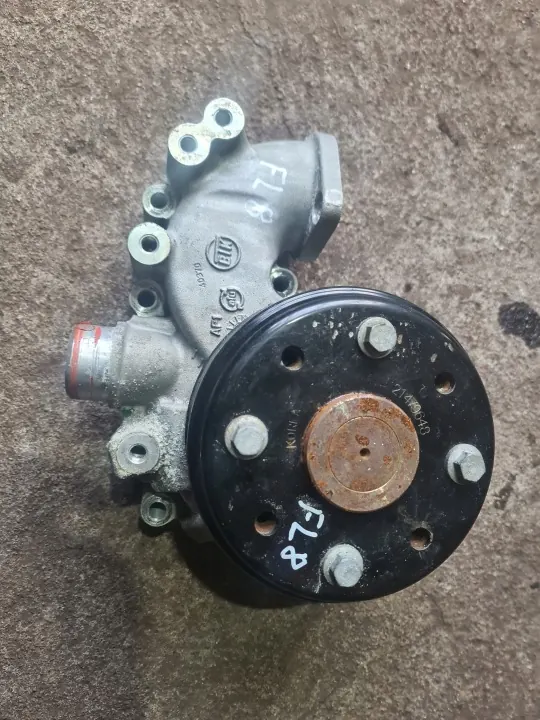 Poulie de pompe à eau OEM 23552770 pour Volvo FL D8K image 2