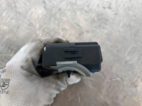 Ohjauslukkotanko OEM 8K0905852E Audi A4 B8 image 5