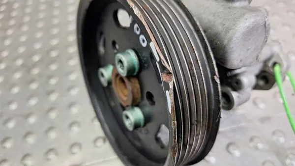 Bomba de direção assistida VW Polo Lupo Ibiza OEM image 2