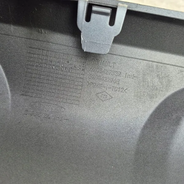 RENAULT KADJAR LIFT 18-22 Framstötfångare Spoiler OEM 620842953R image 4