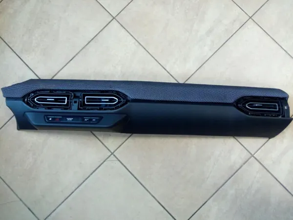 OEM 683102674R Garniture Console Dacia Sandero III image 2