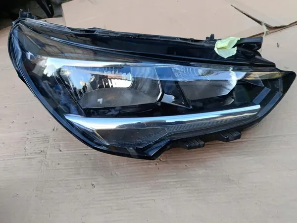 Rechter voorlicht Opel Corsa F 2019- OEM image 2