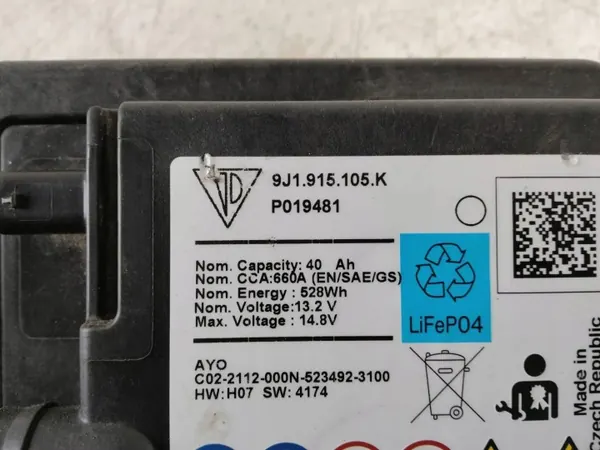 Porsche Taycan Accu OEM 9J1915105K - 1Ah image 4
