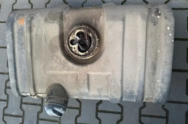 Tanque combustível com bóia OEM 504151399 Iveco Daily image 2