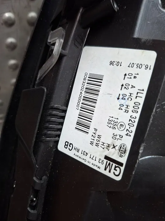 Faros Derecho 93171431 Opel Vectra C 2002- image 3