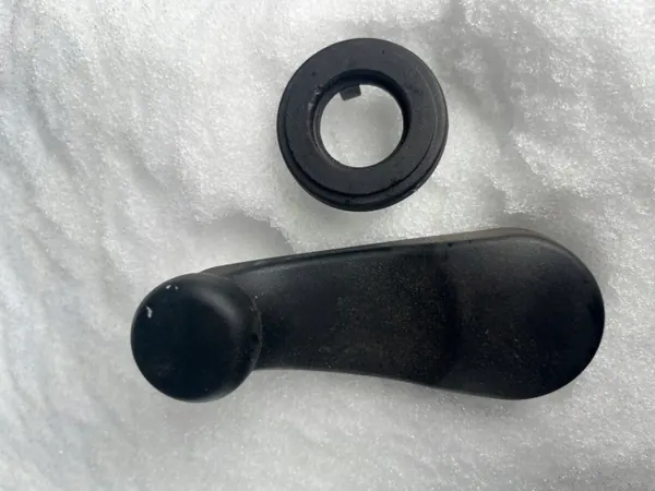 Fiat Grande Punto Evo raamhendel OEM KORBKA ROZETKA image 2