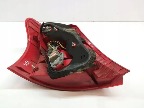 Feu Arrière Droit EU Toyota Yaris II (2005-2011) OEM 5907911401566 image 5