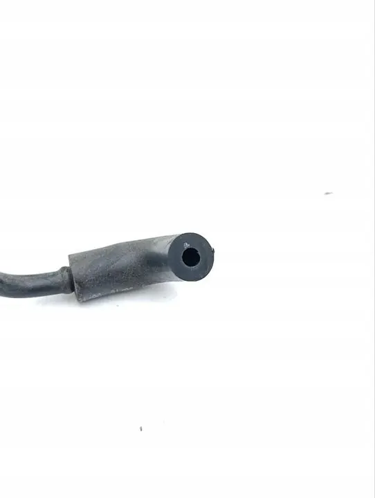 Tyhjiöletku OEM 07P133778H Bentley Bentaygalle image 4