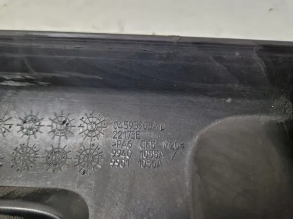Dodge Charger 2015- Ylä Moottorikansi OEM 04593903AD image 6
