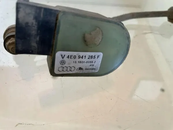 Capteur de Niveau Phare OEM 4E0941285F pour Audi A8 D3 image 2