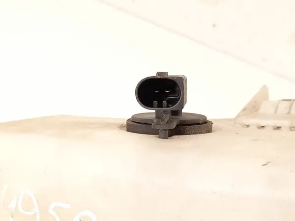 Réservoir lave-glace Mercedes-Benz SLK R172 OEM A1728600060 image 6