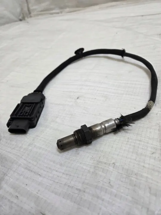 Sensor NOx OEM 9816276480 para Opel Crossland X image 3