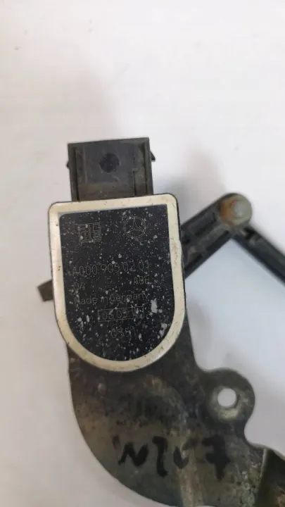 Sensor de Nível Traseiro Mercedes OEM A0009050203 image 4