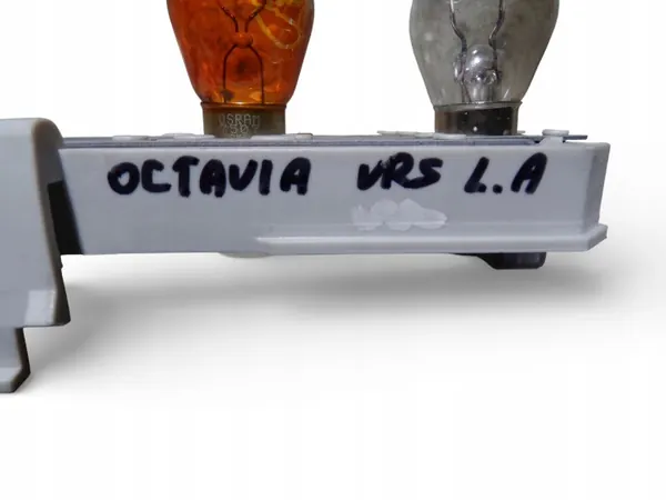 OEM 1Z5945258A Baklyskontakt för Skoda Octavia I image 3