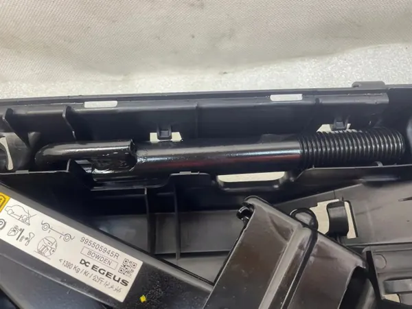 Renault OE Wielwissel gereedschapsset OEM ZESTAW DO WYMIANY KOLA image 4