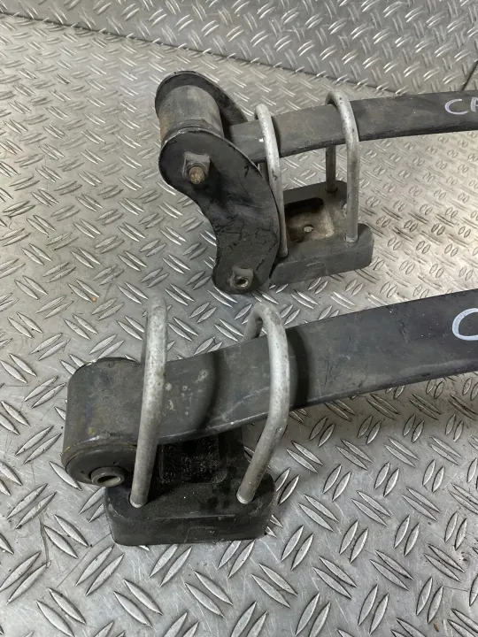 Ressorts à lames arrière VW Caddy IV OEM 2K5511151T image 3