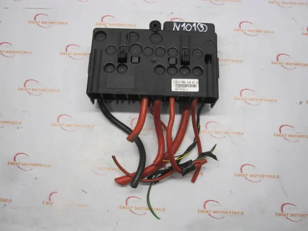 Zekeringkast OEM A9065400350 voor Mercedes Sprinter II W906 image 2