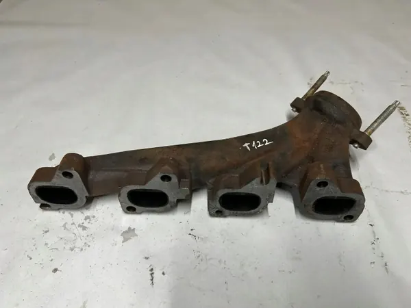 Pakoputken keräin OEM 53013849AF Dodge Chargerille image 2