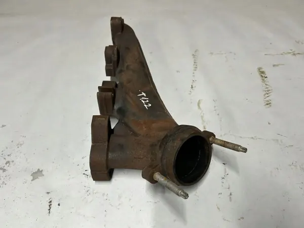 Pakoputken keräin OEM 53013849AF Dodge Chargerille image 5