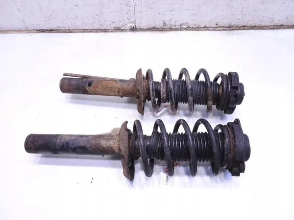 Vorderer Stoßdämpfer OEM 987654321 für VW Touran image 6