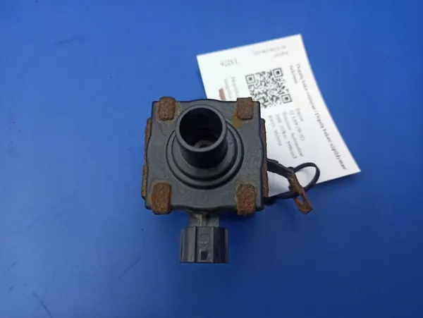 Jaguar XJ X308 bränsletank ventilationsventil OEM LJB1525AA image 5