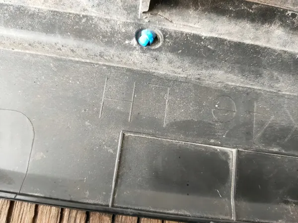 HYUNDAI TUCSON IV 20-24 Side Trim Right or Left OE image 7