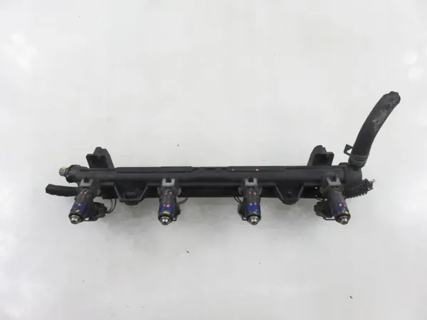 Carril de inyección OEM 036906031AB para Seat Ibiza III 1.4 16V image 2