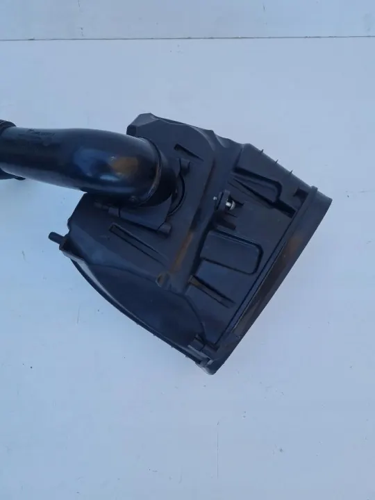 Ilmansuodatin Kotelo OEM 95B129607B Porsche Macanille image 6