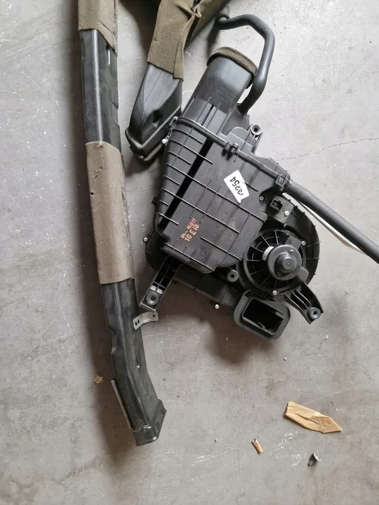 Calefactor Kia Carens IV 1.7 CRDI image 3