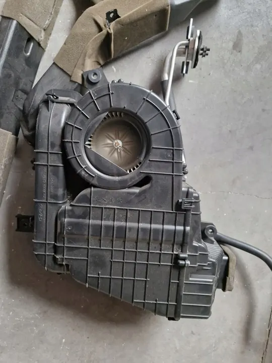 Calefactor Kia Carens IV 1.7 CRDI image 4