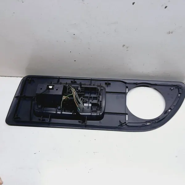OEM A6388131002 Cinzeiro Porta-copos Vito Viano image 3