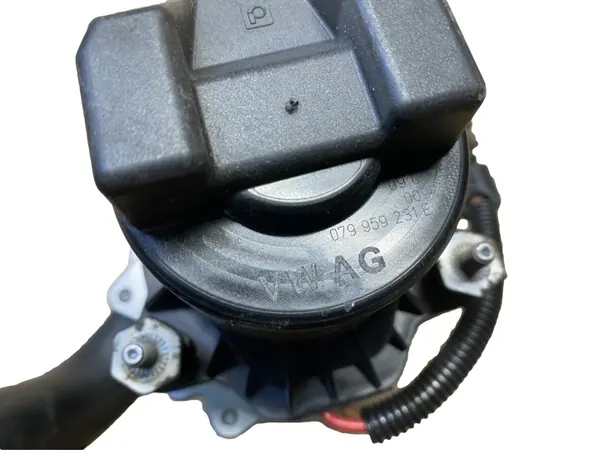 Pompe de retour gauche Audi RS6/RS7 4G C7 OEM 079959231E image 3