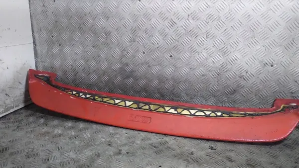 Spoiler traseiro VW Golf 4 OEM 1J0071640 - Usado image 5